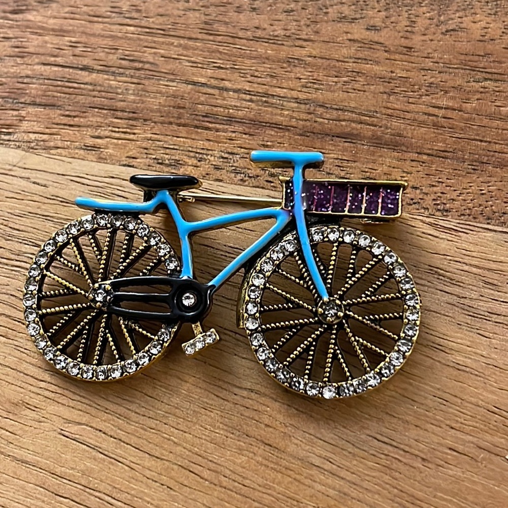 Bicycle Bike Rhinestones with Basket Pin Brooch B40